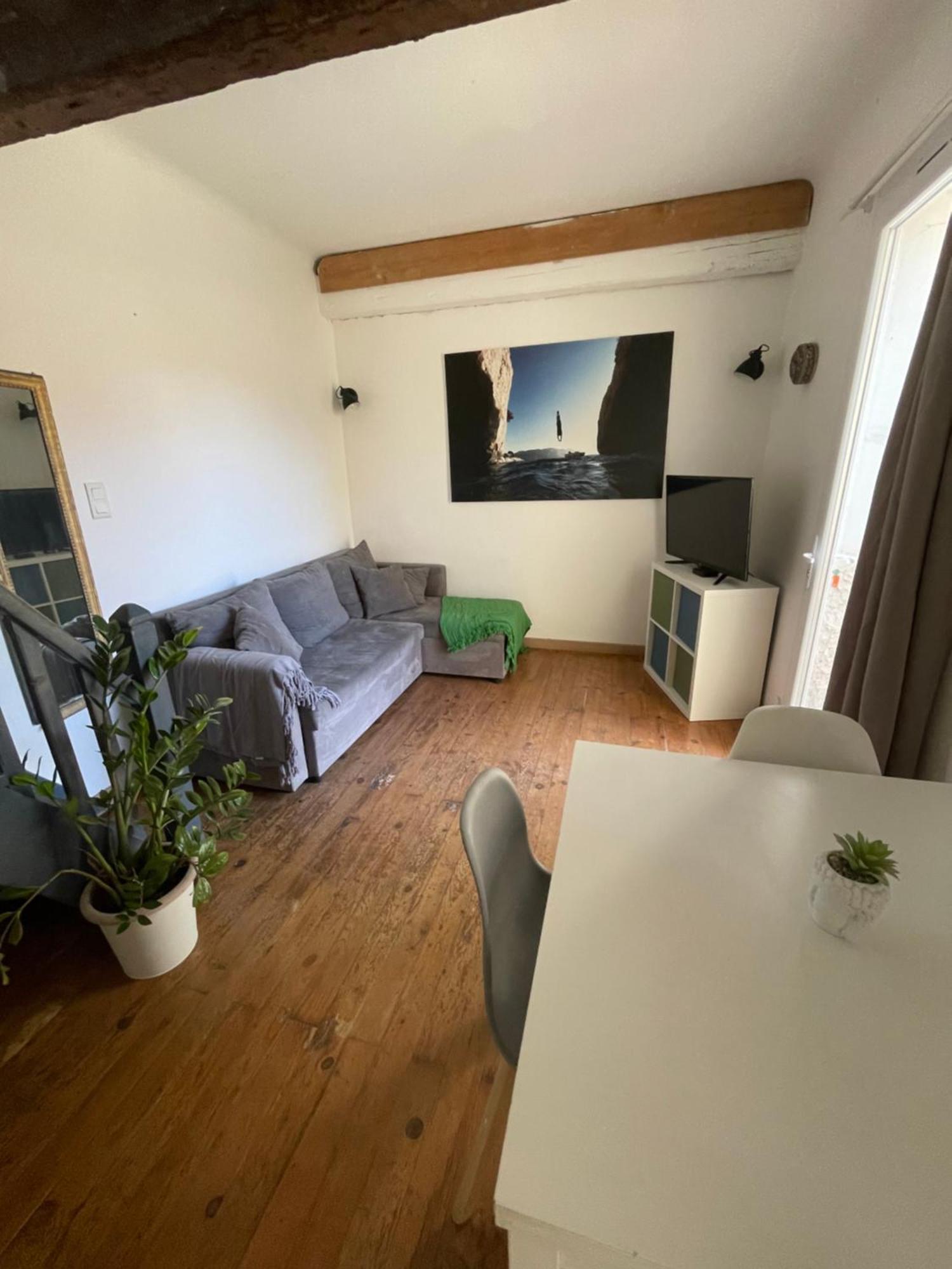 Maisonnette Avec Terrasse Et Patio A Holiday home Cassis